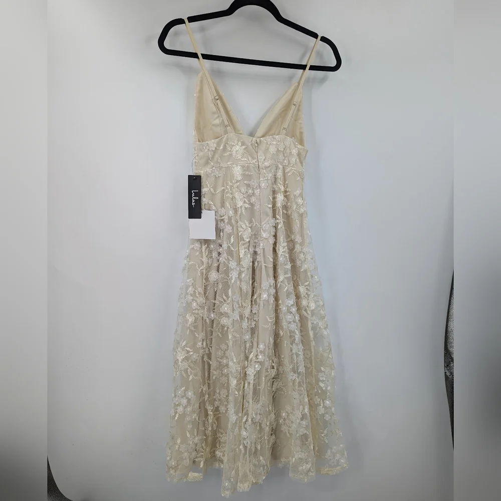 NWT LULU'S Flourishing Embroidered Lace Fit & Flare Midi Dress - Picture 10 of 10